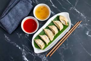 Chicken Momo (6 Pcs)