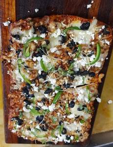 Chicken Olive Pizza