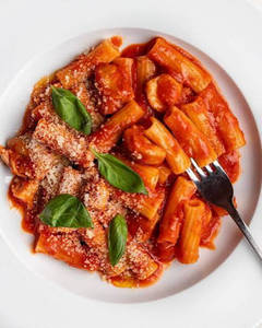 Chicken Red Sauce Pasta