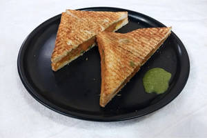 Aloo Mutter Grill Sandwich