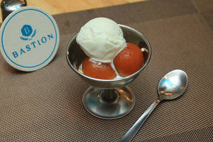 Gulab Jamun [2 pieces] With Vanilla Ice Cream