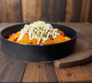Mexican loaded nachos