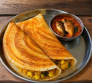 2 Pieces Masala Dosa With Fish Curry