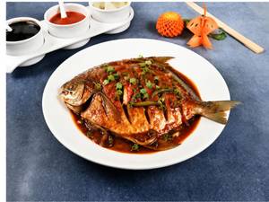 Pomfret Fish In Oyster Sauce
