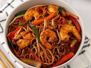 Schezwan Prawns Noodles