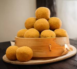 Besan Laddu