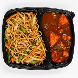 Chilli Paneer With Veg Noodles