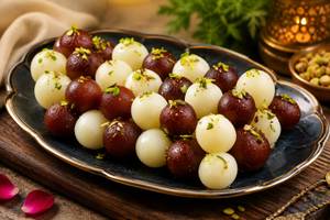 White And Black Mix Rasbhari