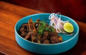 Golichina Miryala Mamsam (Mutton With Bone)