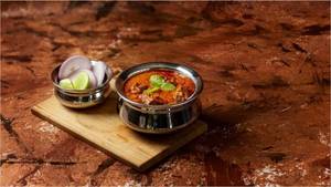 Andhra Mutton Masala (Bone With Egg)