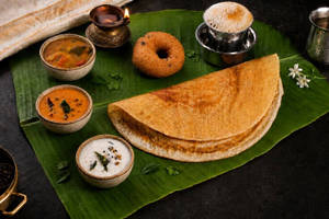Plain Dosai, Filter Coffee (serves 2) & Medu Vada (1 Pc)