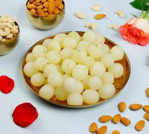 White Rasgulla