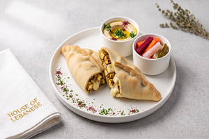 Paneer Waa Jibnah Fatayer