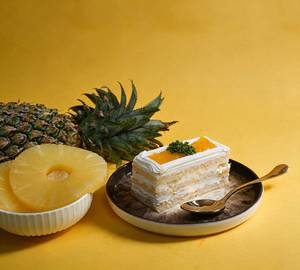 Fresh Pineapple Pastry
