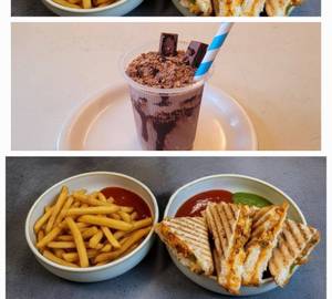 Corn combo + kitkat shake
