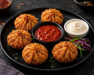 Veg Kurkure Momos