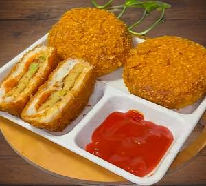 Crispy Royale Veg Kurkure Burger