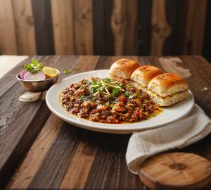 Chicken kheema pav [4 pav]