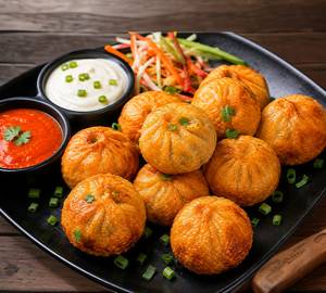 Veg Kurkure Momos [7 Pieces]