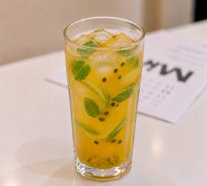 Passion Fruit Mojito