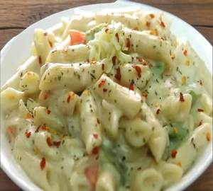 White Sauce Pasta,