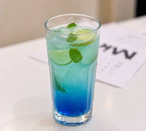 Deep Blue Fizz