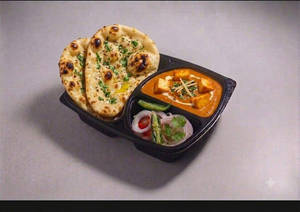 Paneer Lababdar Naan Combo