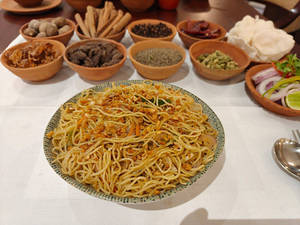 Veg Hakka Noodles