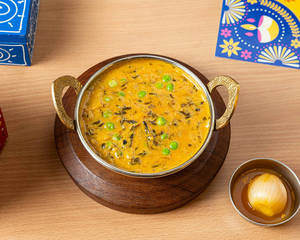 Matar Paneer