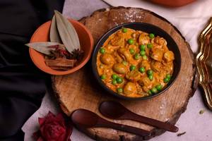 Mushroom matar masala