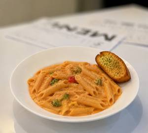 Pink Sauce Pasta Penne Veg