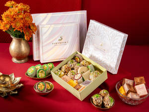 KAJU ASSORTED MITHAI