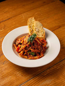 Tomato & Basil (arabiata) Veg