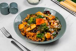Veg Pan Fried Noodles (Serves 2)
