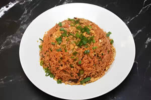 Burnt Garlic Dal Khichdi