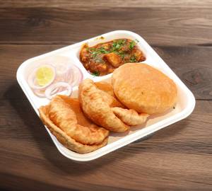 Sabji + Poori [4 Pieces]