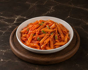 Tangy Tomato Pasta (red)