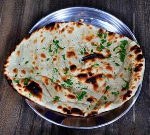 Paneer Stuffed Naan