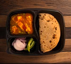 Matar paneer micro thali