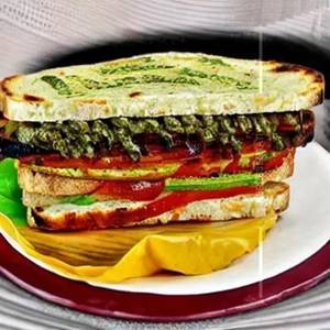 Pudina Paneer Sandwich (grilled)