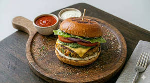 Aloo Tikki Burger
