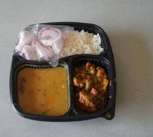 Veg student thali