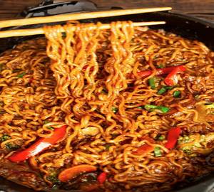 Chilly Gundu Mountain  Noodles  Veg [Signature Dish!!]