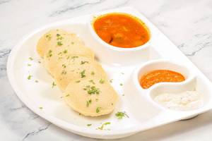 2 Idli With Sambar