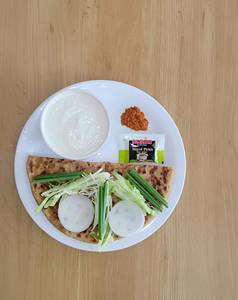 Cobij Onion Paratha