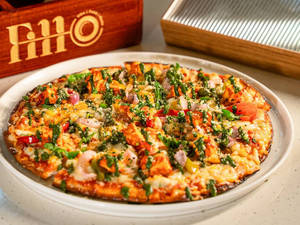 Coriander Pesto Paneer Pizza (10 Inches)