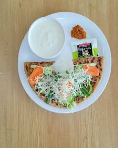 Mix Veg Cheese Paratha