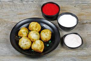 Veg Fried Momos [6 Pieces]