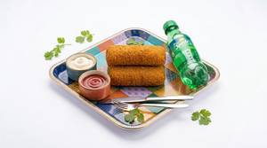 Combo Breaded Paneer Roll 2-Pieces & Sprite 250Ml