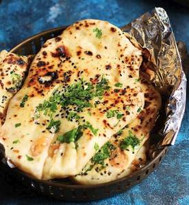 Stuffed Kulcha [1 Piece]